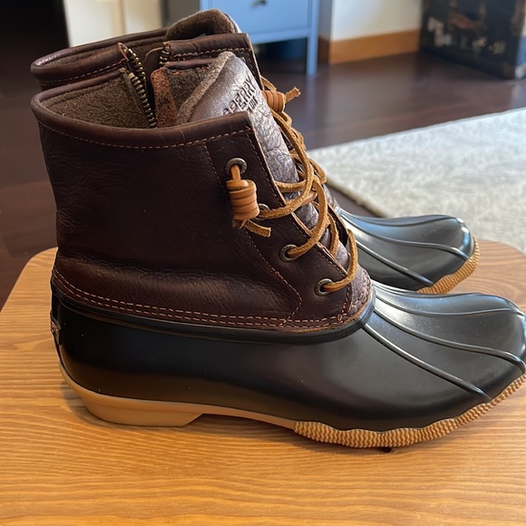 Sperry waterproof boots - Picture 2 of 5